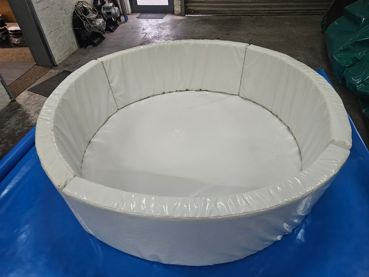 White Soft Play Round Ball Pond