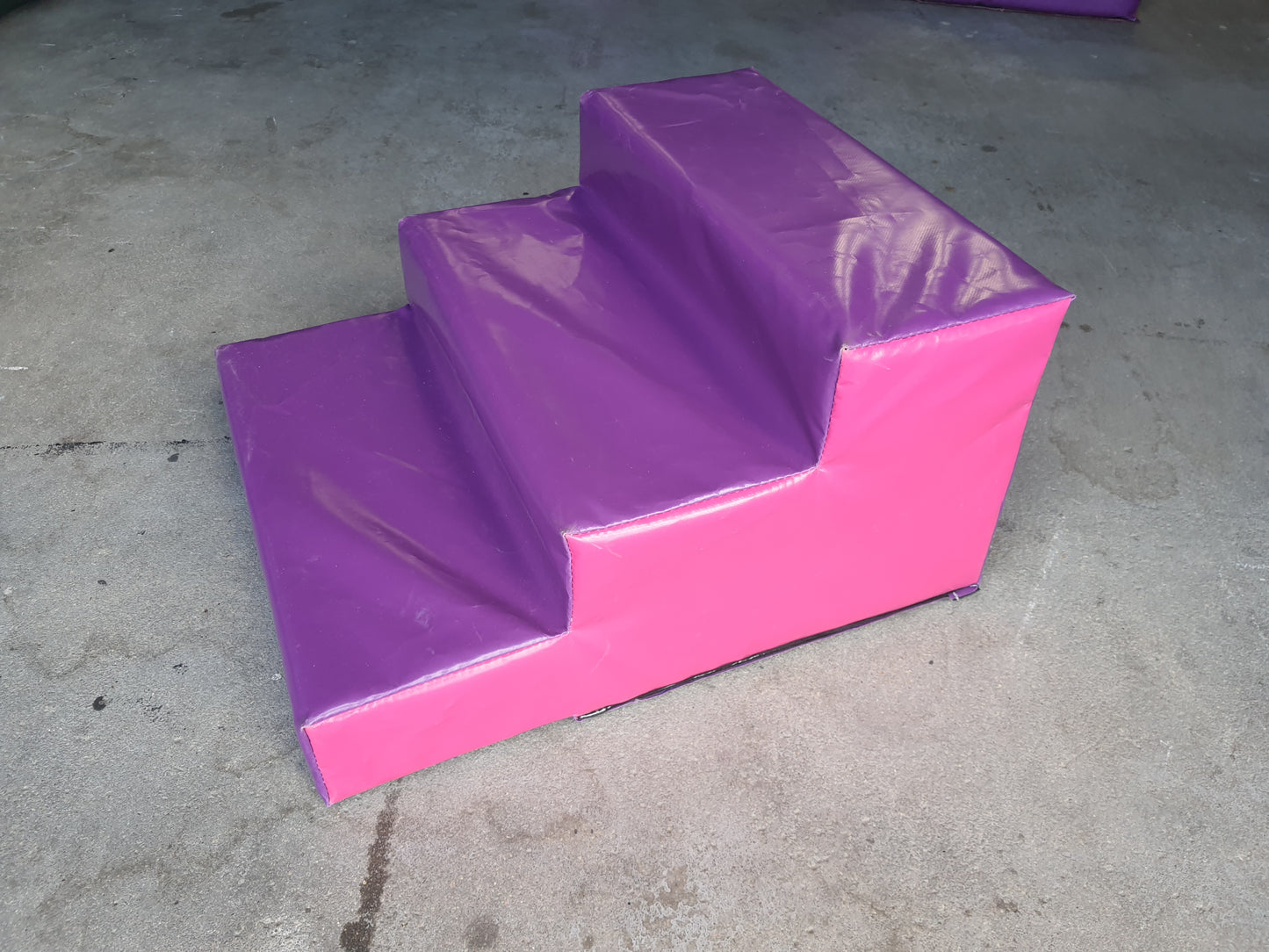 Soft Play 3-Tier Step