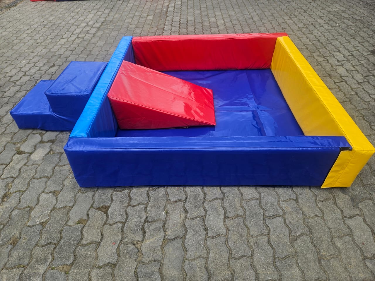 Soft Play Ball Pond Mini Set